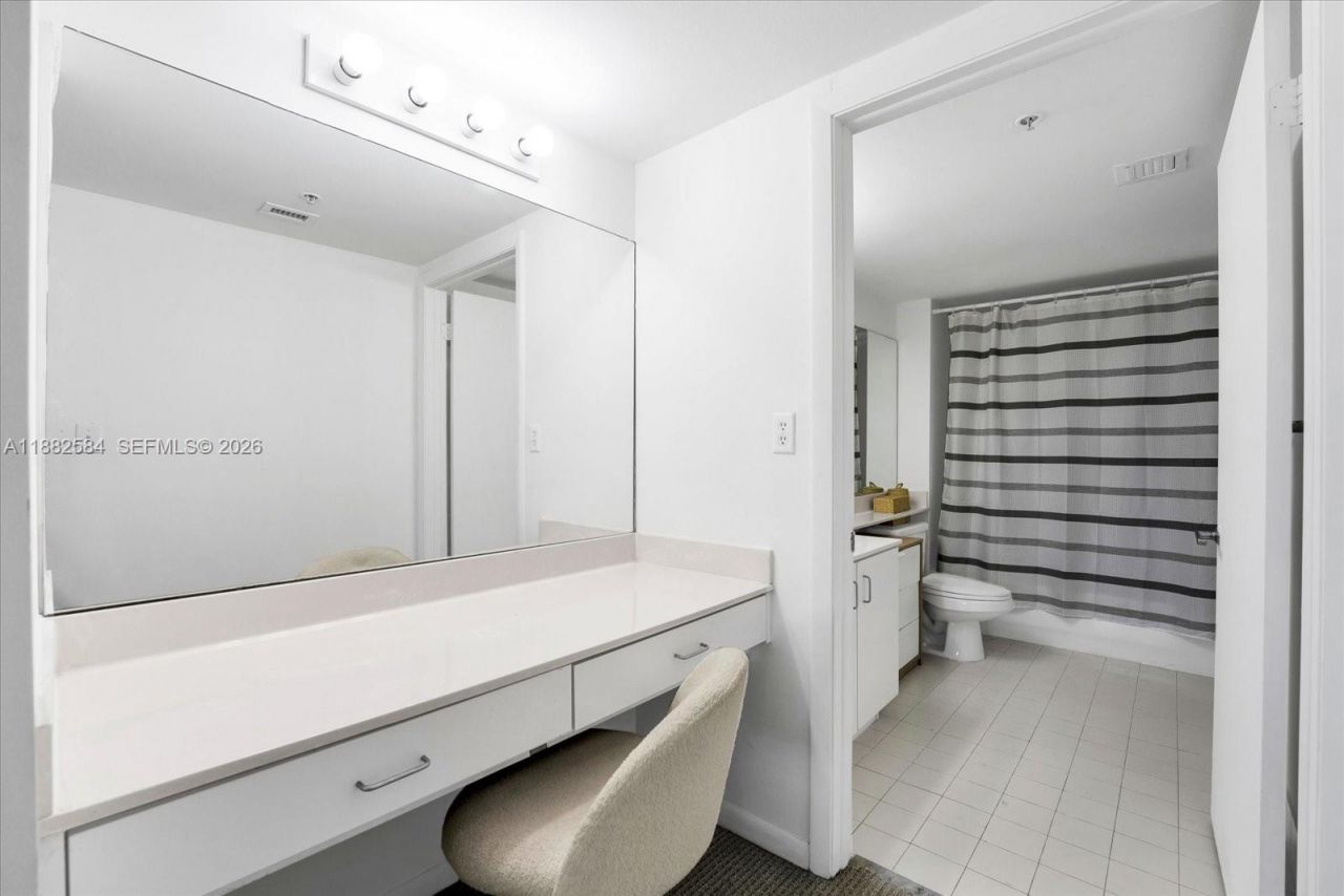 650 West Ave, Unit 704, Miami Beach, FL 33139 Photo