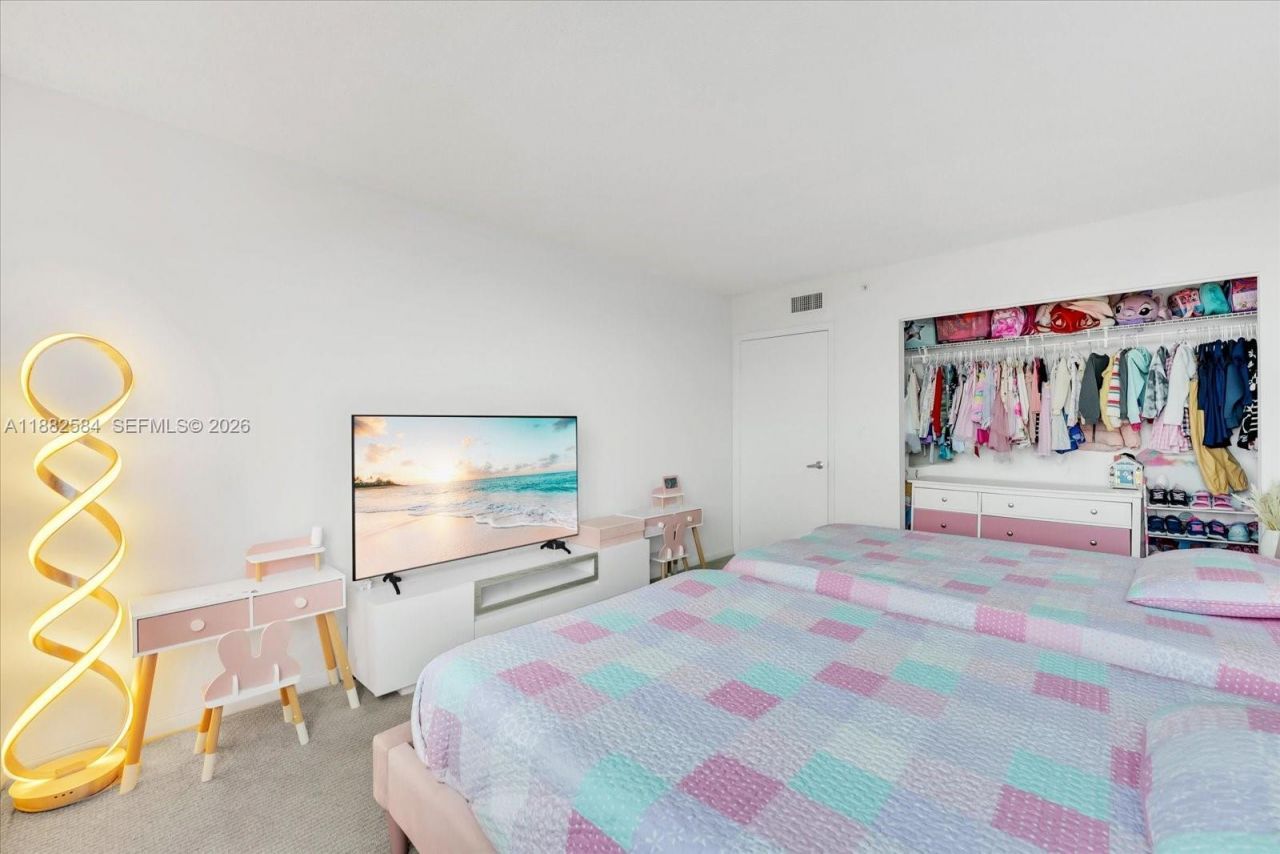 650 West Ave, Unit 704, Miami Beach, FL 33139 Photo