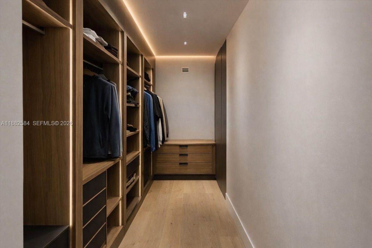 650 West Ave, Unit 704, Miami Beach, FL 33139 Photo