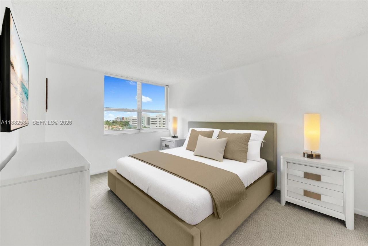 650 West Ave, Unit 704, Miami Beach, FL 33139 Photo