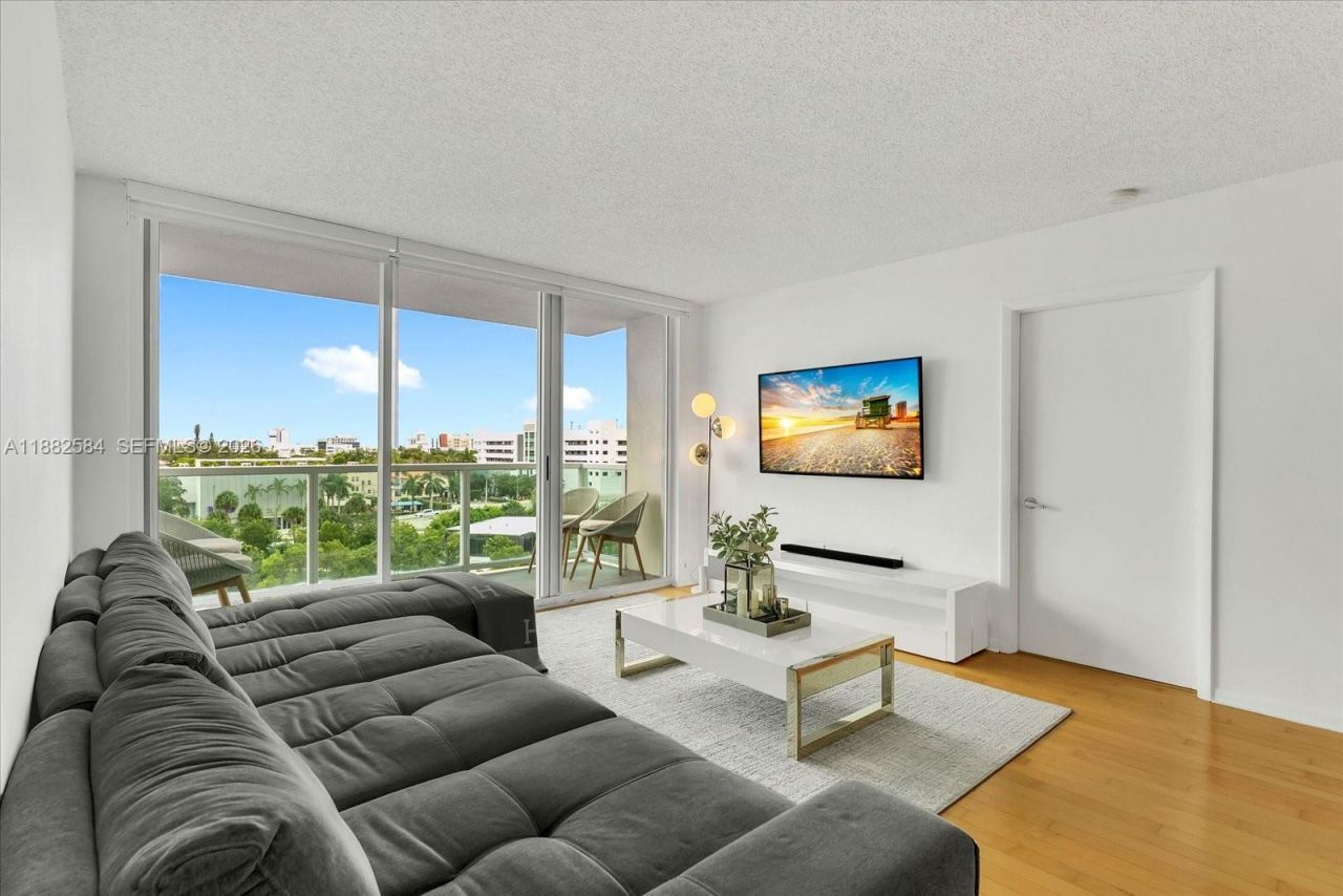 650 West Ave, Unit 704, Miami Beach, FL 33139 Photo