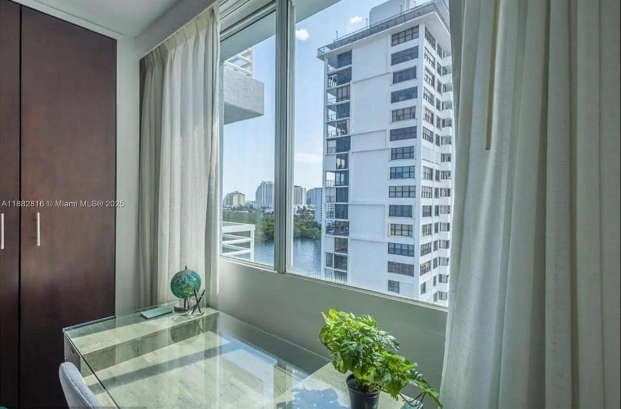 2670 E Sunrise Blvd, Unit 1103, Fort Lauderdale, FL 33304 Photo