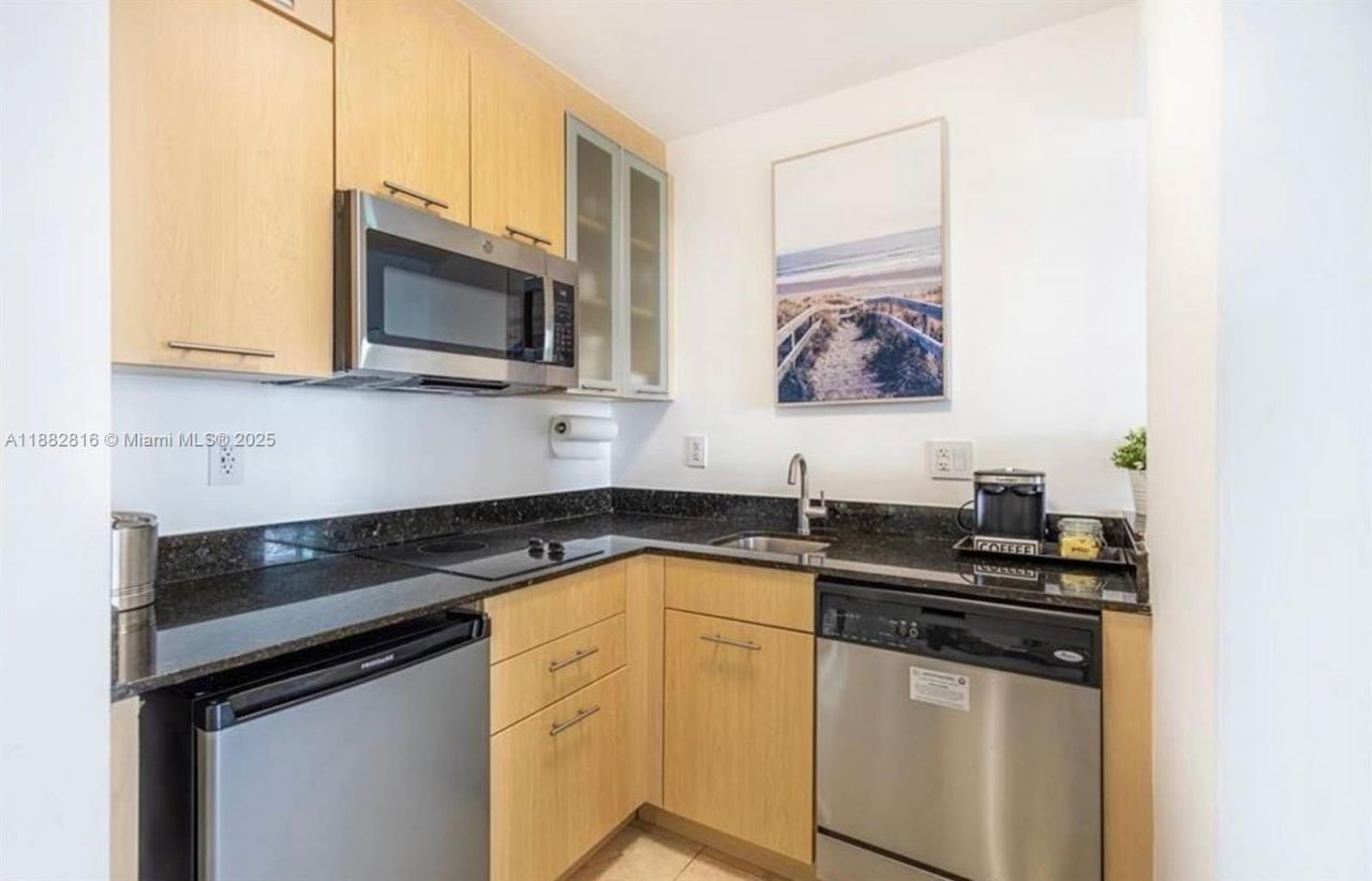 2670 E Sunrise Blvd, Unit 1103, Fort Lauderdale, FL 33304 Photo