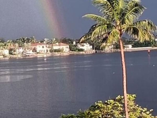 7020 Half Moon Circle, Unit 410, Hypoluxo, FL 33462