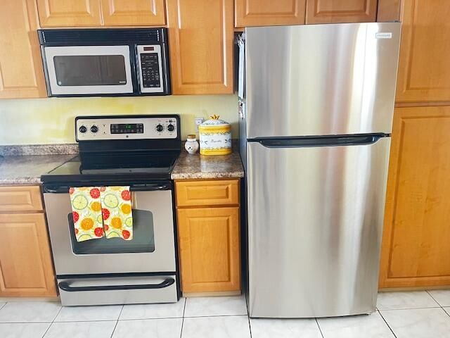 7020 Half Moon Circle, Unit 410, Hypoluxo, FL 33462 Photo