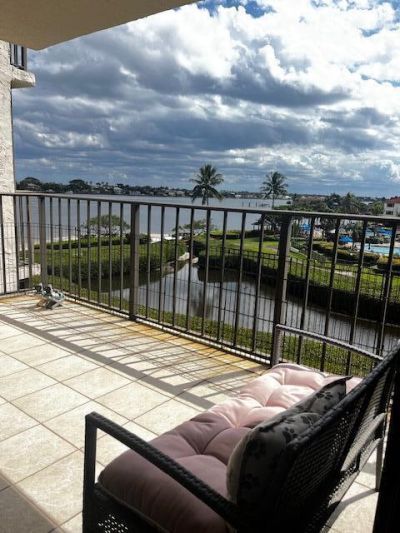 7020 Half Moon Circle, Unit 410, Hypoluxo, FL 33462 Photo