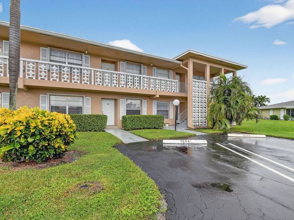 2411 Papaya Drive, Unit 103, Delray Beach, FL 33445