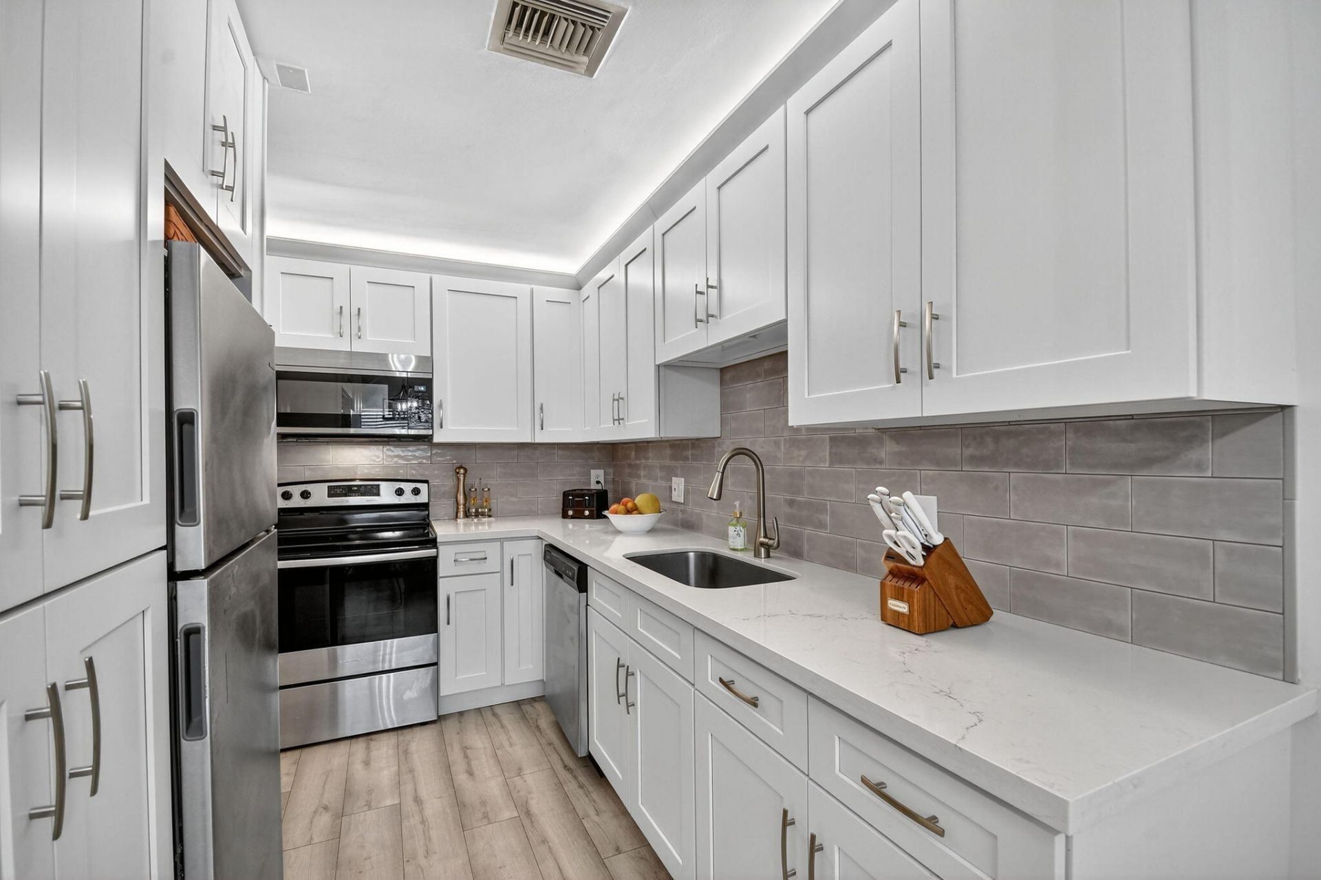 2411 Papaya Drive, Unit 103, Delray Beach, FL 33445 Photo