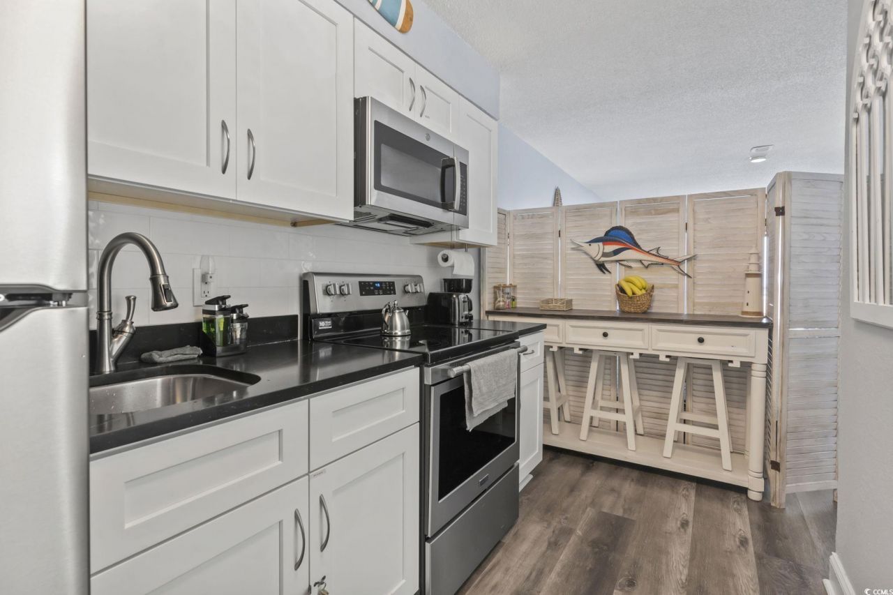 1207 S Ocean Blvd. Photo 4