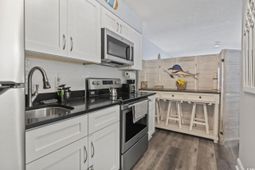 1207 S Ocean Blvd. photo 4