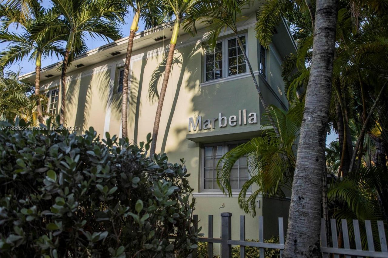 1561 Lenox Ave, Unit 10, Miami Beach, FL 33139 Photo