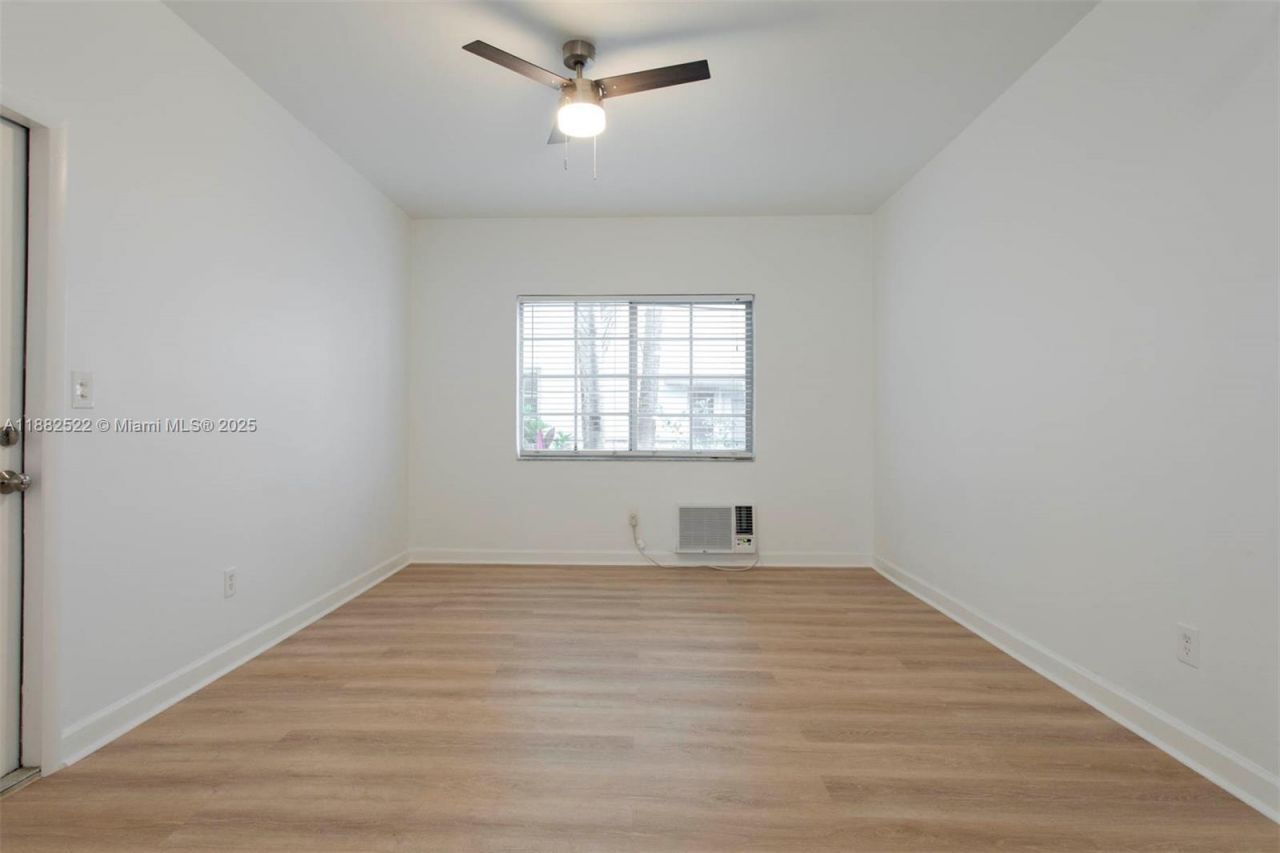 1561 Lenox Ave, Unit 10, Miami Beach, FL 33139 Photo