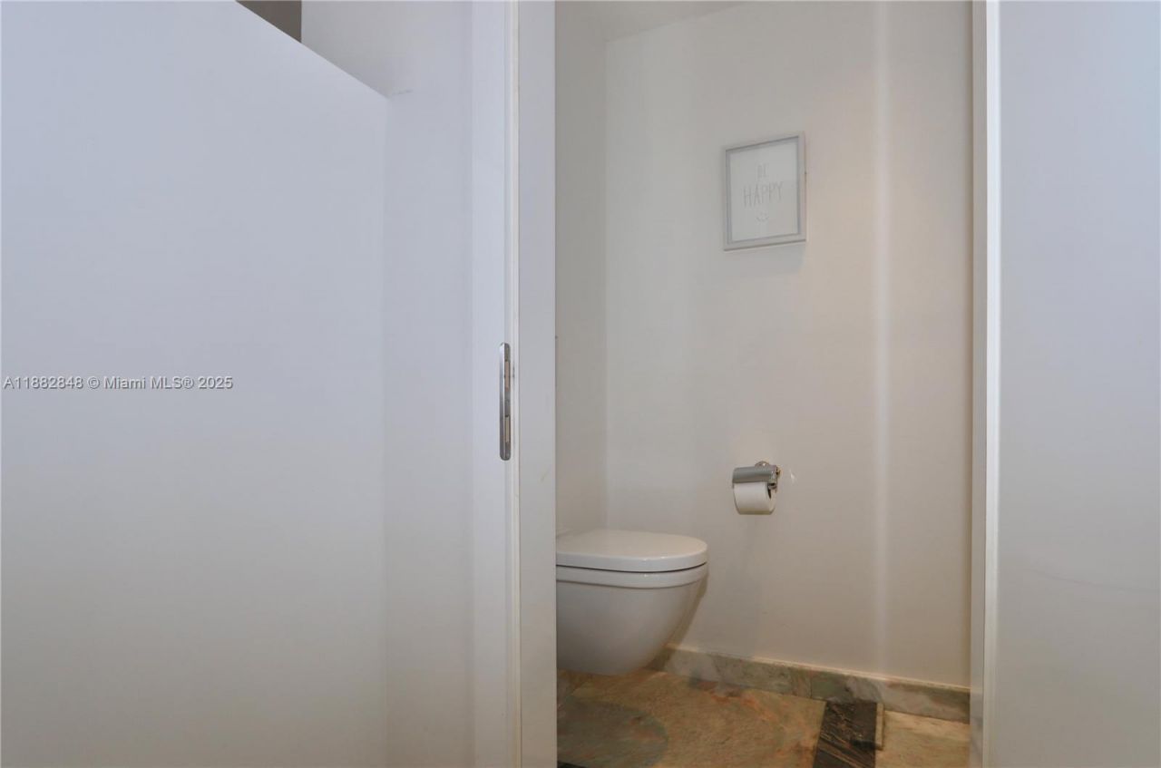 1000 Island Blvd, Unit PH2, Aventura, FL 33160 Photo