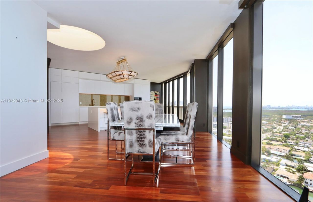 1000 Island Blvd, Unit PH2, Aventura, FL 33160 Photo