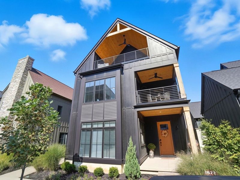 2872 Kobuk Drive, Columbus, OH 43228 Photo 2