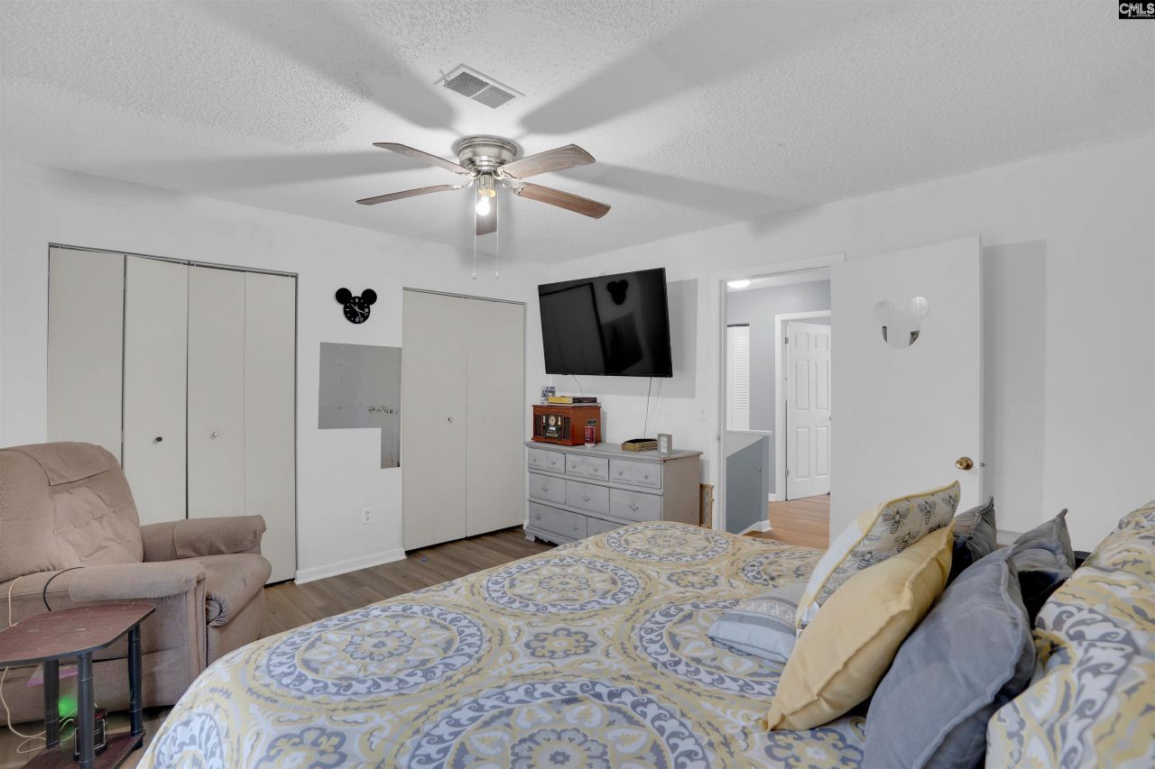 205 Timber Court Photo 12