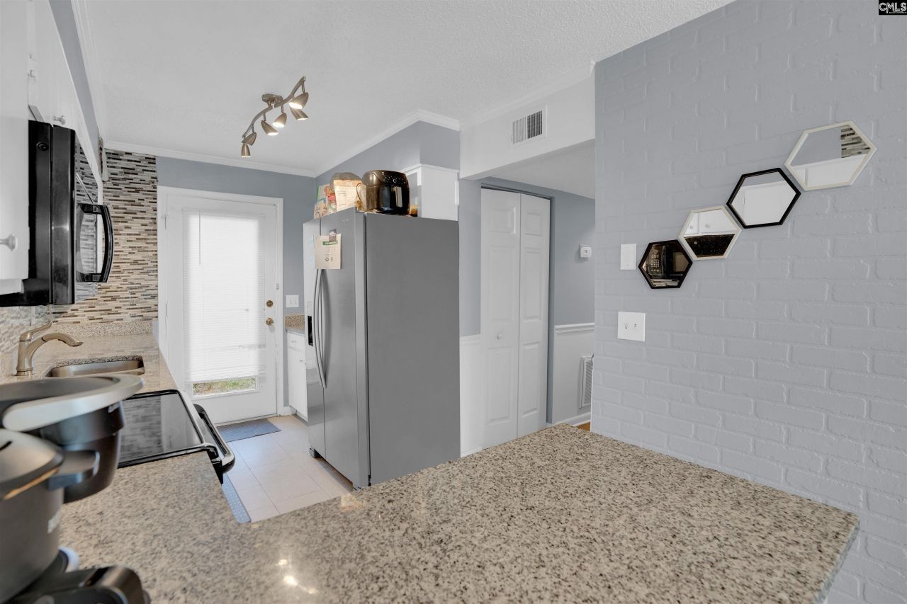 205 Timber Court Photo 22