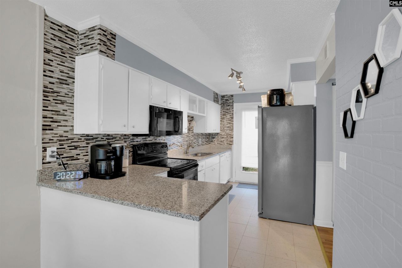 205 Timber Court Photo 23