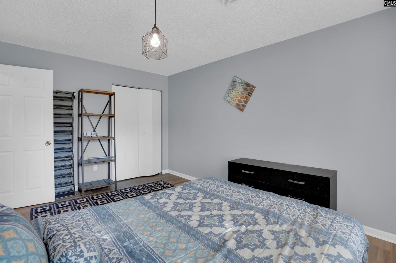 205 Timber Court Photo 7