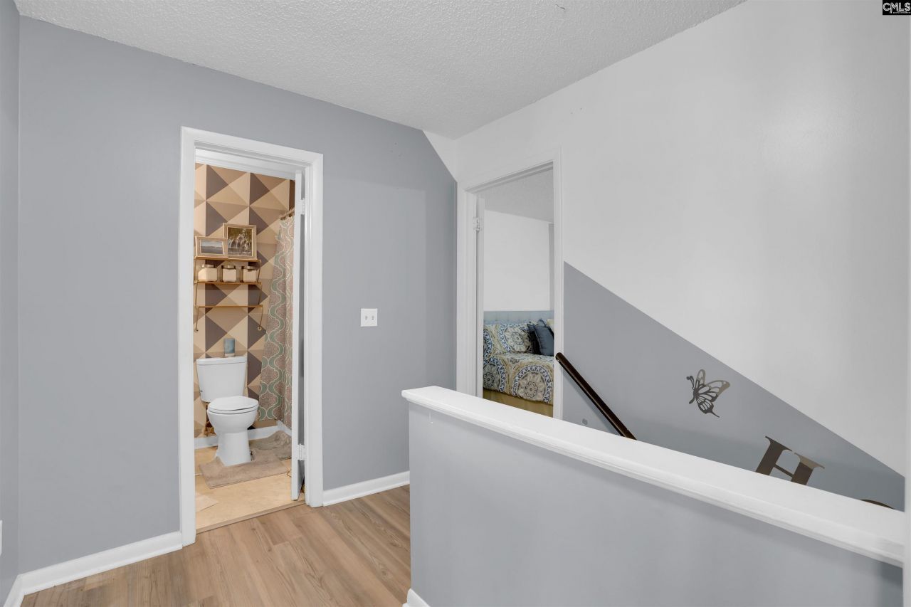 205 Timber Court Photo 9