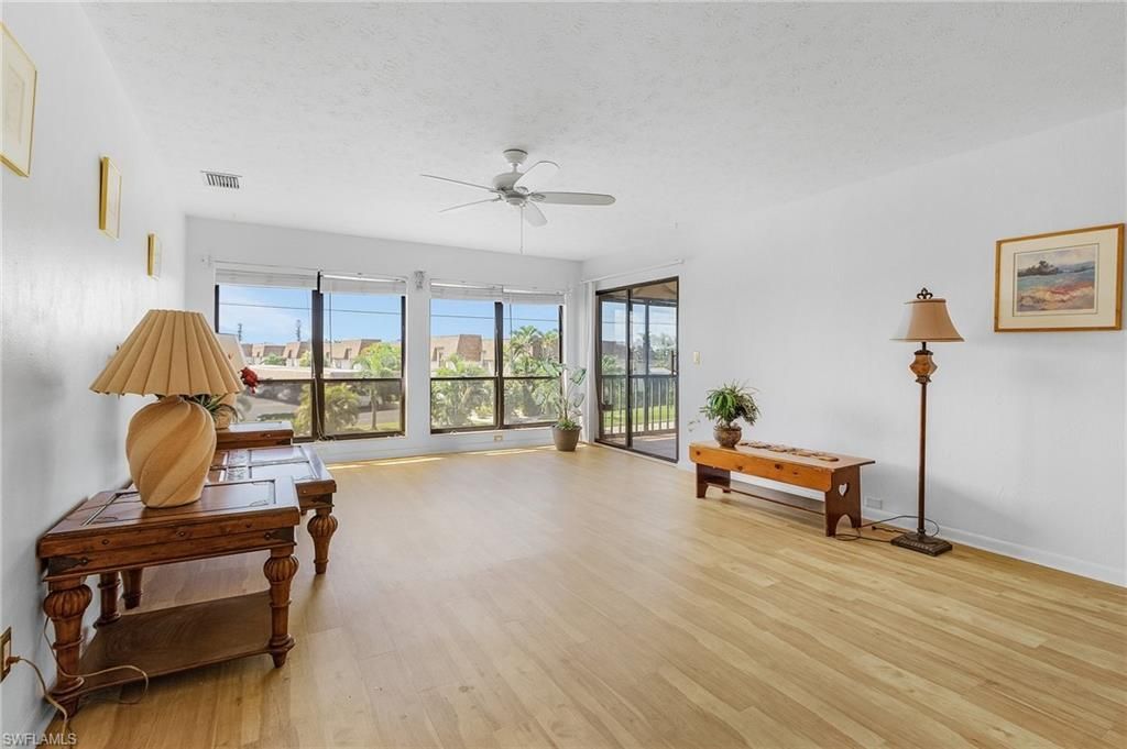 1907 SE 40th Ter, Unit 102, Cape Coral, FL 33904 Photo