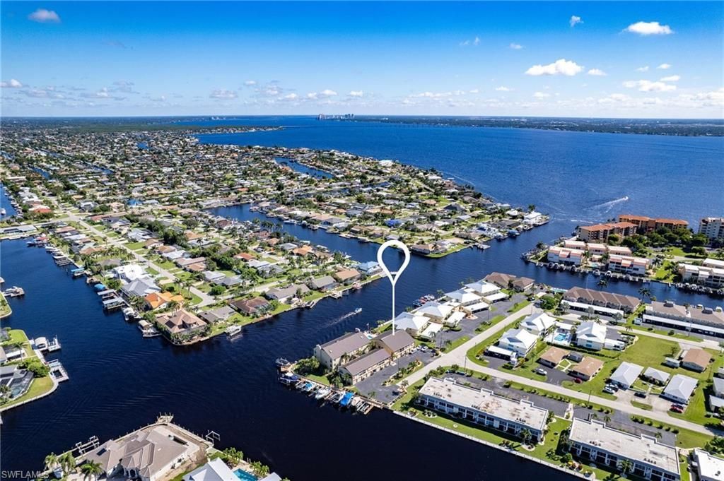 1907 SE 40th Ter, Unit 102, Cape Coral, FL 33904 Photo