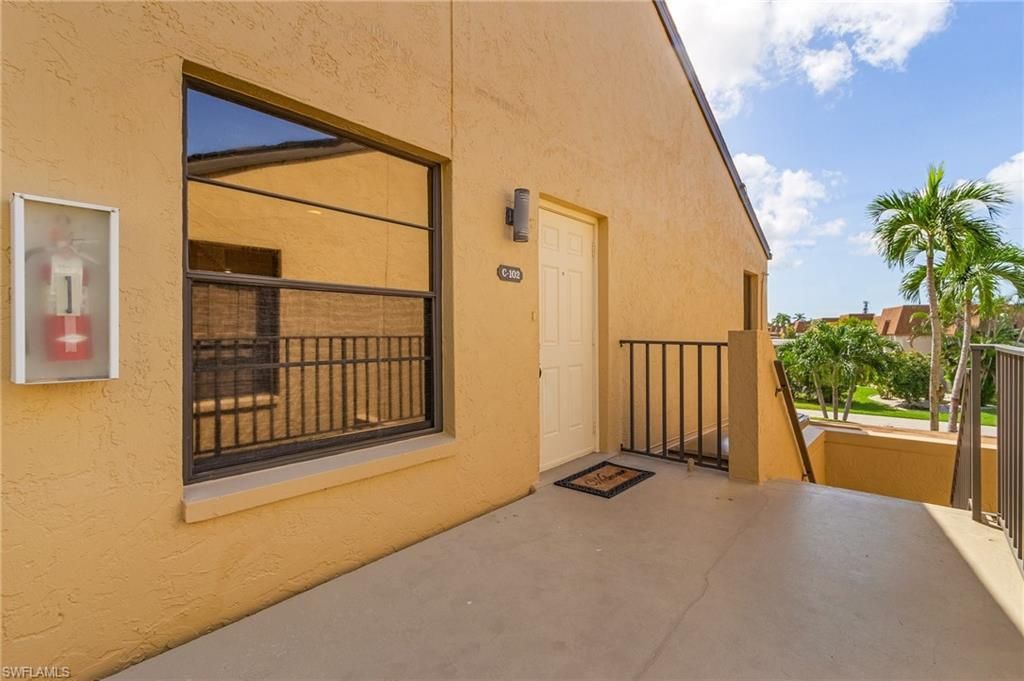 1907 SE 40th Ter, Unit 102, Cape Coral, FL 33904 Photo
