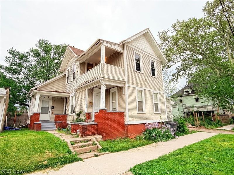 318 Courtland Avenue, Toledo, OH 43609 Photo 1