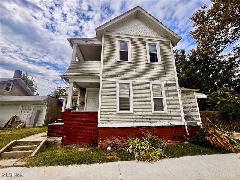 318 Courtland Avenue, Toledo, OH 43609 Photo 1