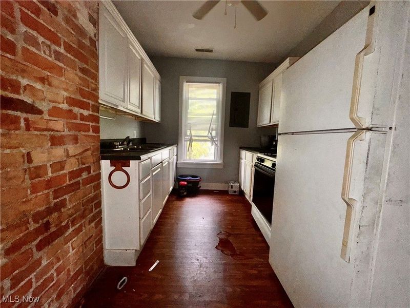 318 Courtland Avenue, Toledo, OH 43609 Photo 13