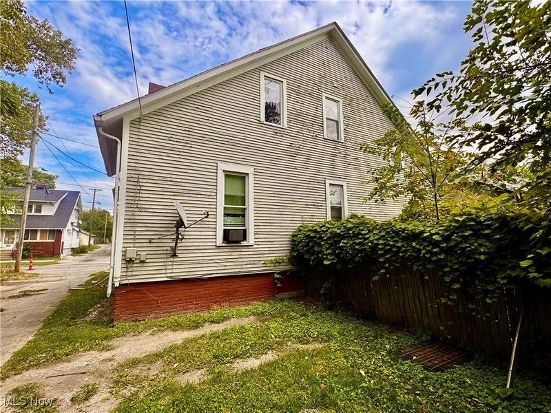 318 Courtland Avenue, Toledo, OH 43609 Photo 19