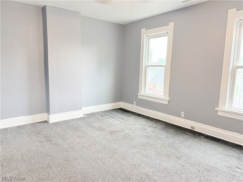 318 Courtland Avenue, Toledo, OH 43609 Photo 3