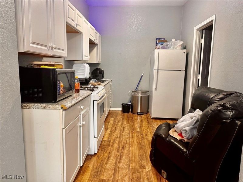 318 Courtland Avenue, Toledo, OH 43609 Photo 4