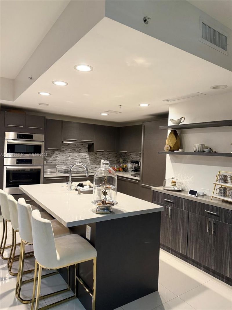 7661 NW 107th Ave, Unit 303, Doral, FL 33178 Photo