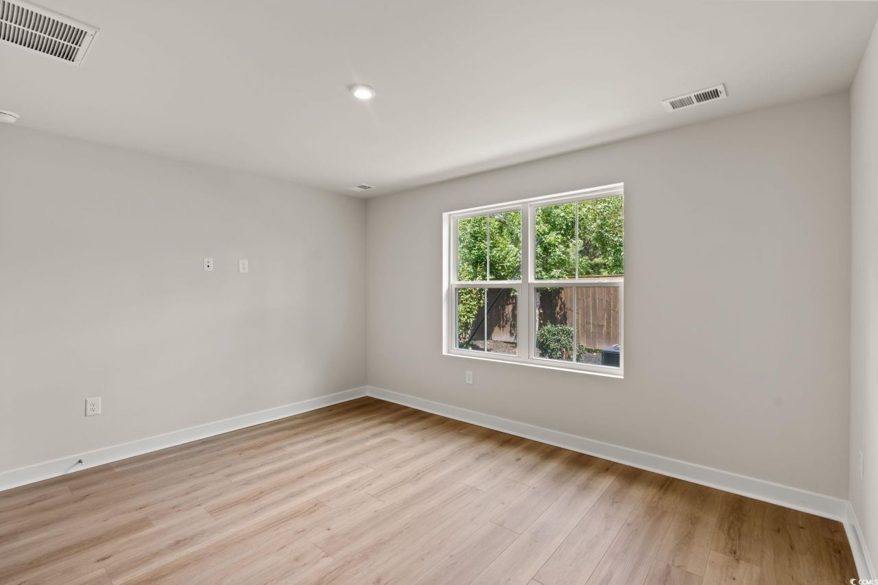 5315 Good Hope Circle Photo 17