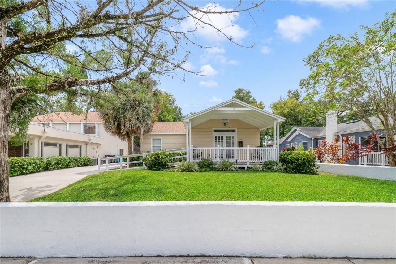 1216 E Concord Street, Orlando, FL 32803 Main Photo