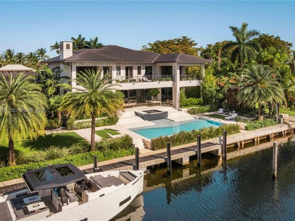 9360 Balada St, Coral Gables, FL 33156