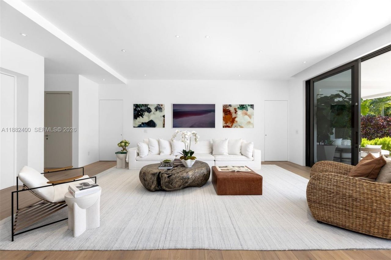 9360 Balada St, Coral Gables, FL 33156 Photo