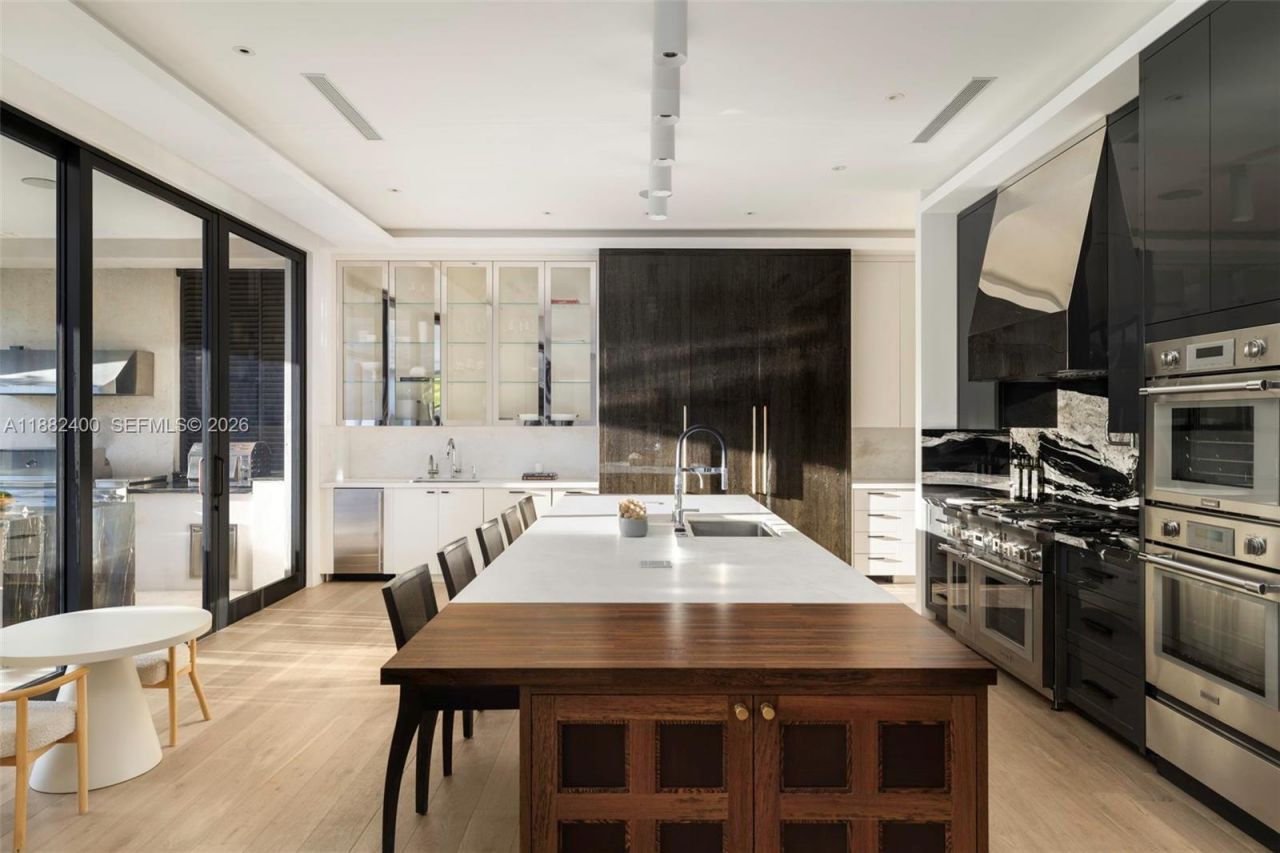 9360 Balada St, Coral Gables, FL 33156 Photo