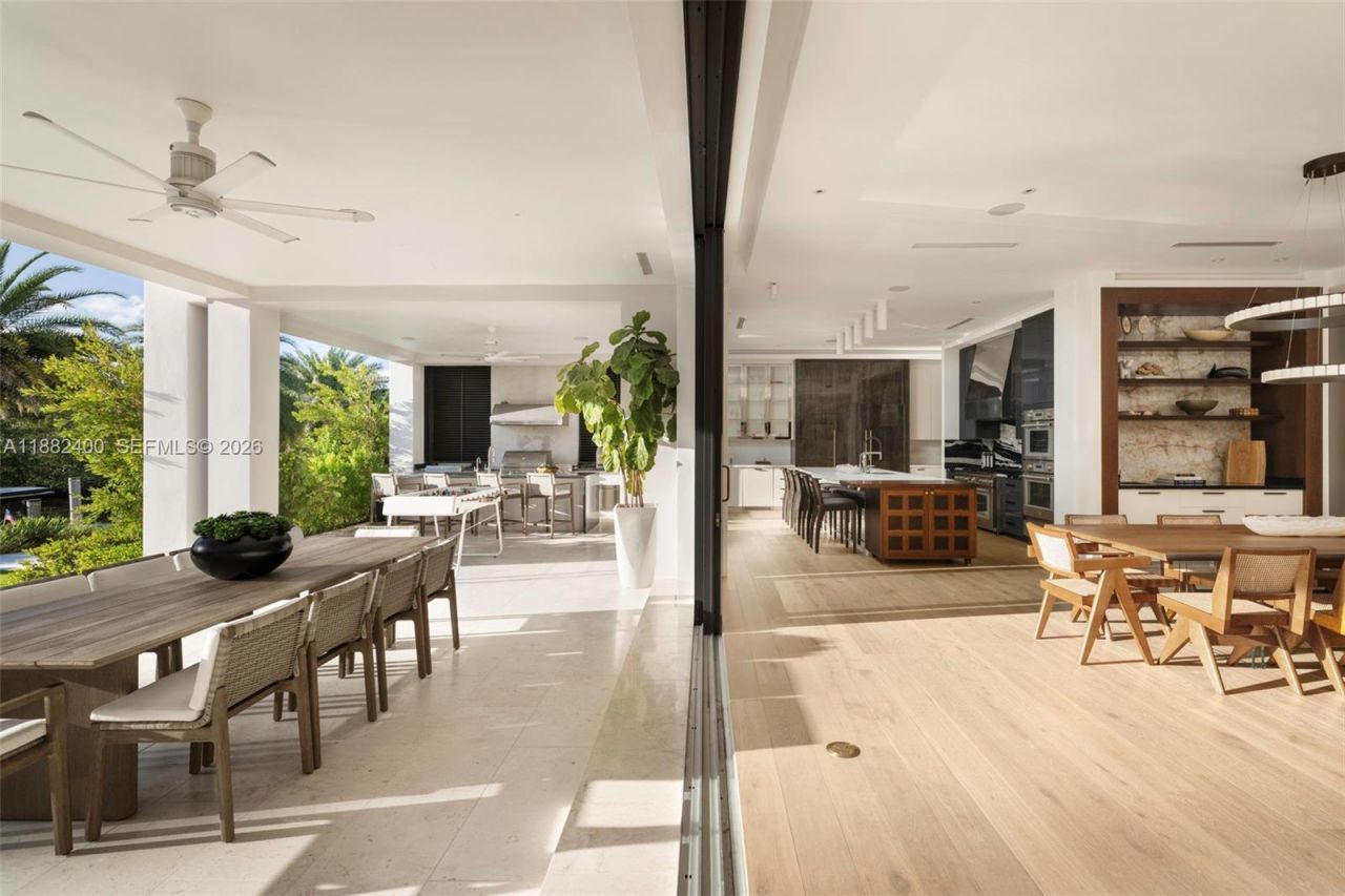 9360 Balada St, Coral Gables, FL 33156 Photo