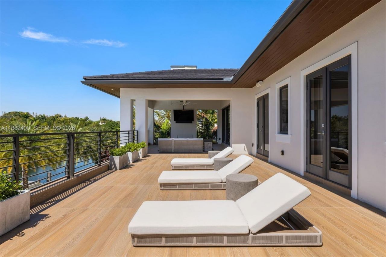 9360 Balada St, Coral Gables, FL 33156 Photo