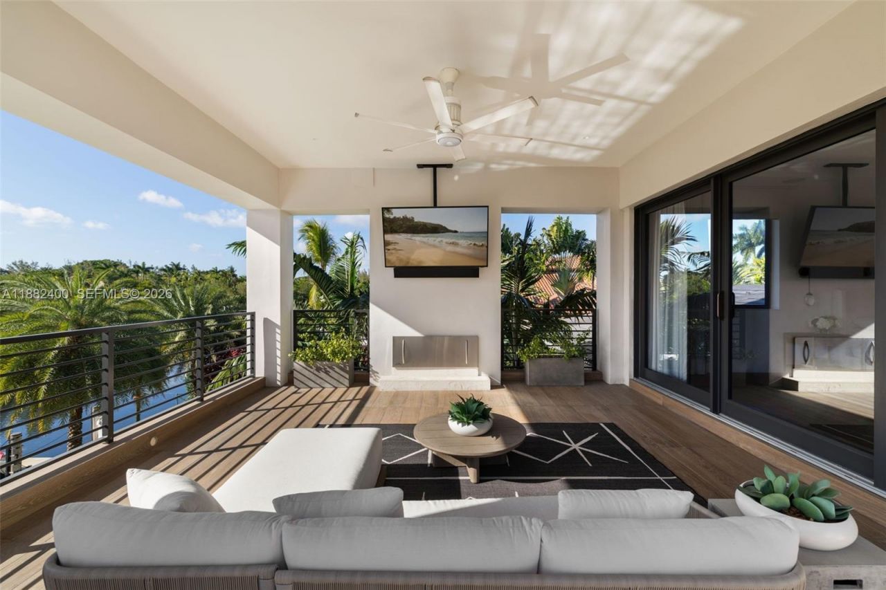 9360 Balada St, Coral Gables, FL 33156 Photo