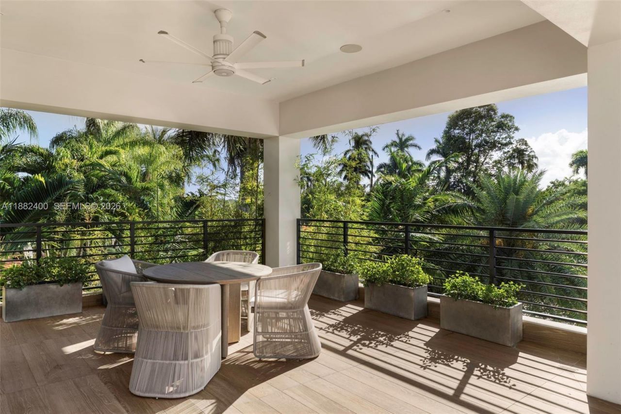 9360 Balada St, Coral Gables, FL 33156 Photo