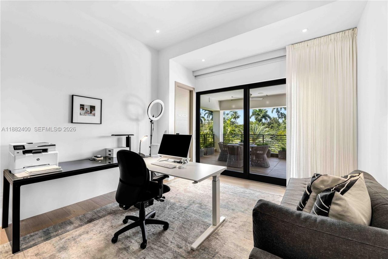 9360 Balada St, Coral Gables, FL 33156 Photo