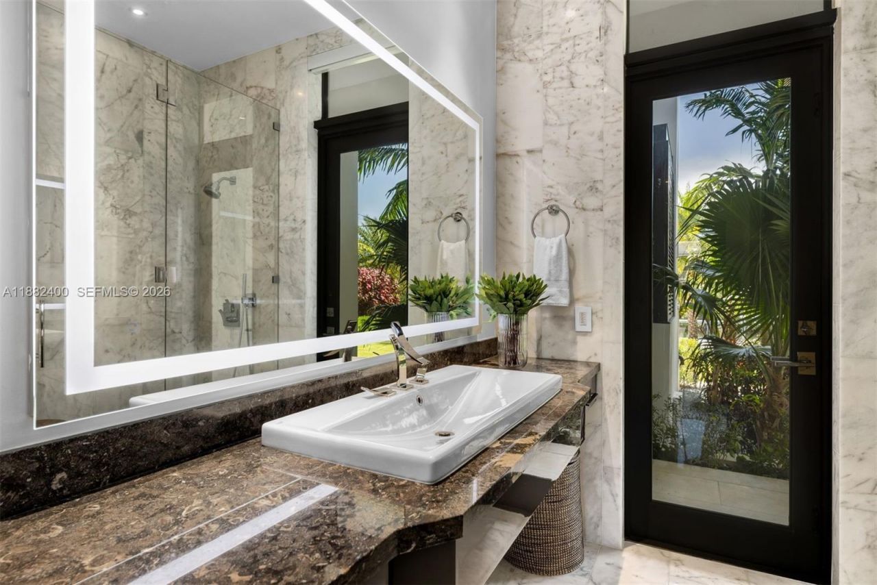 9360 Balada St, Coral Gables, FL 33156 Photo