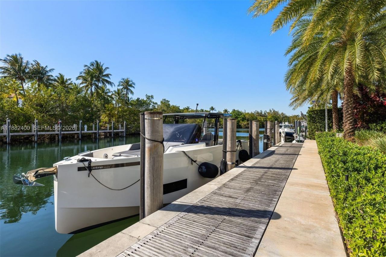 9360 Balada St, Coral Gables, FL 33156 Photo