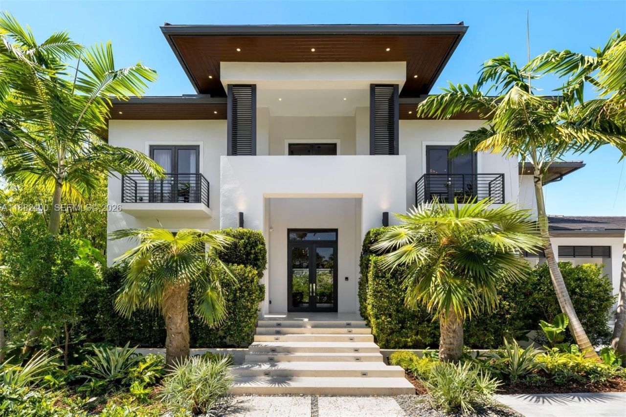 9360 Balada St, Coral Gables, FL 33156 Photo