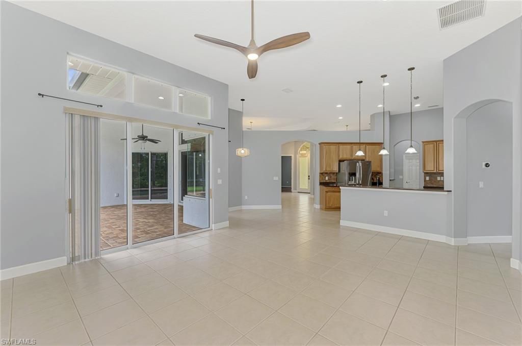 14711 2nd Avenue Cir Ne, Bradenton, FL 34212 Photo