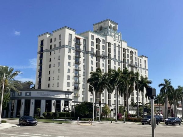 651 Okeechobee Boulevard, Unit 302, West Palm Beach, FL 33401
