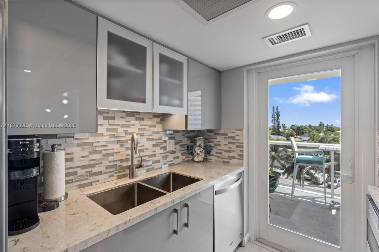 2841 N Ocean Blvd, Unit 602, Fort Lauderdale, FL 33308 Photo